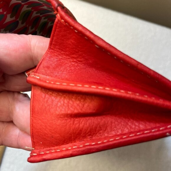 Fossil Clutch Wallet Smooth  Soft Red, Burgundy, Leather Snap Close - Picture 5 of 9